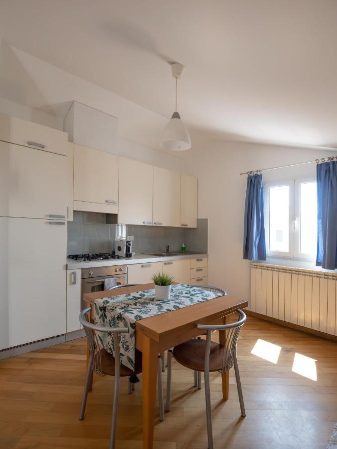 Appartamento Pesco "A Casa Felice" Pietra Ligure Exterior foto