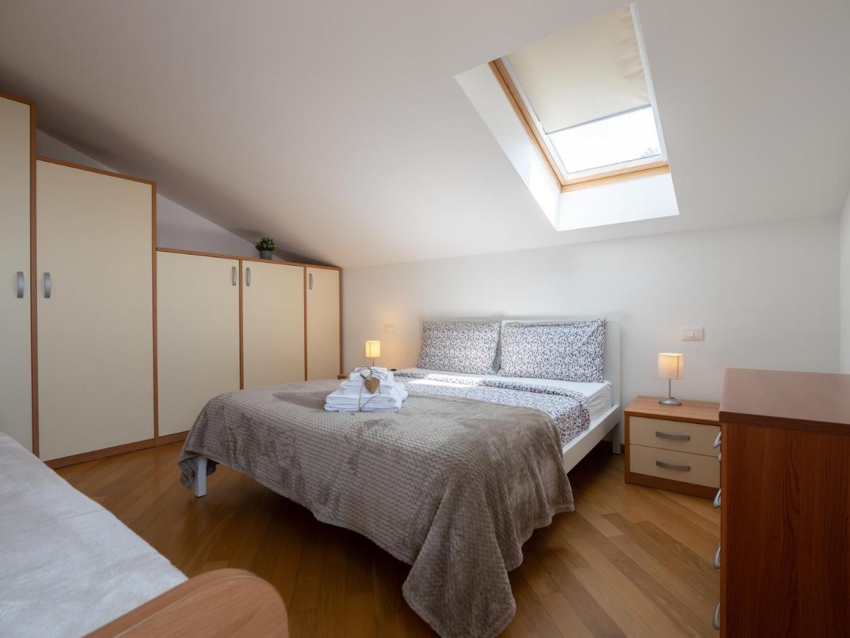 Appartamento Pesco "A Casa Felice" Pietra Ligure Exterior foto